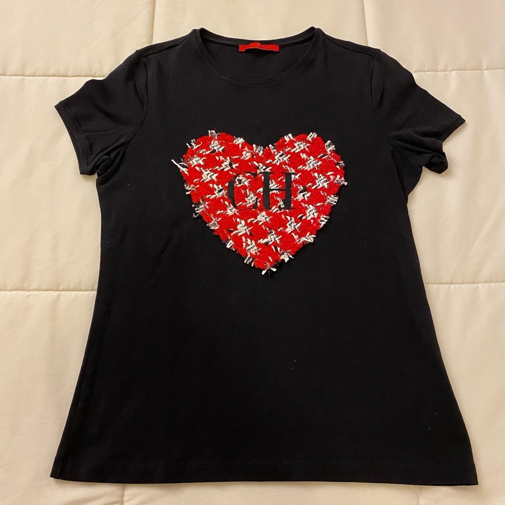 Carolina Herrera CH Black T Shirt w/red heart